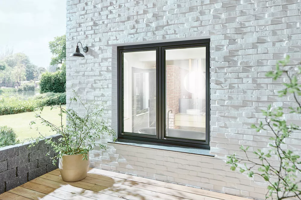 Fenster matt schwarz von aussen, 2-flügelig WERU